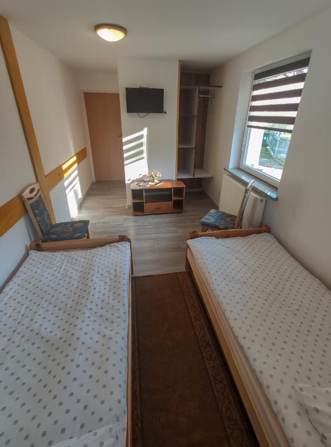 Koniczynka Hotell Ściegny Exteriör bild