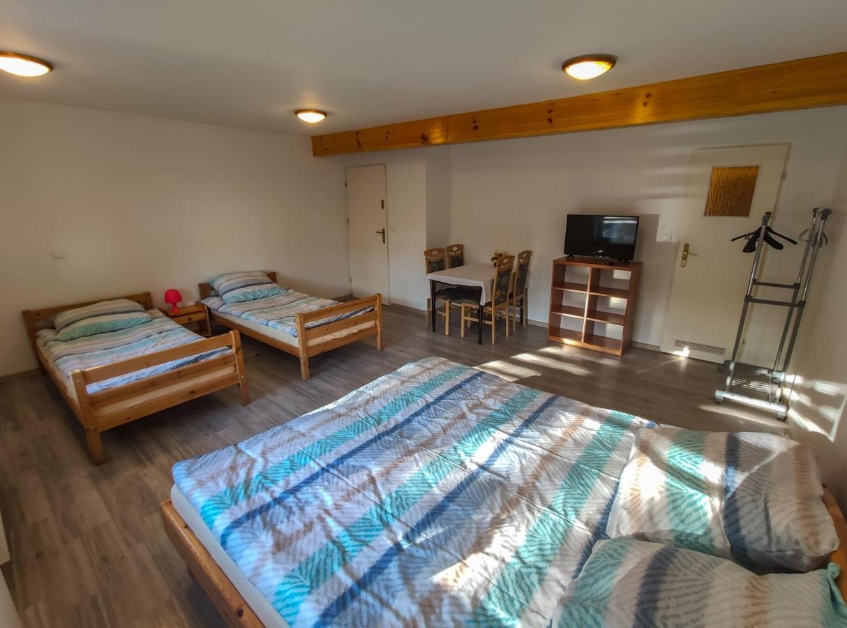 Koniczynka Hotell Ściegny Exteriör bild
